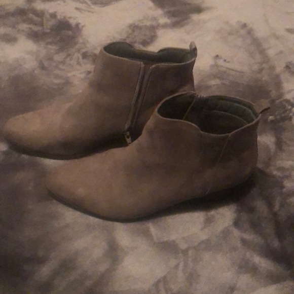 Dark grey booties, size 10. - Picture 1 of 2